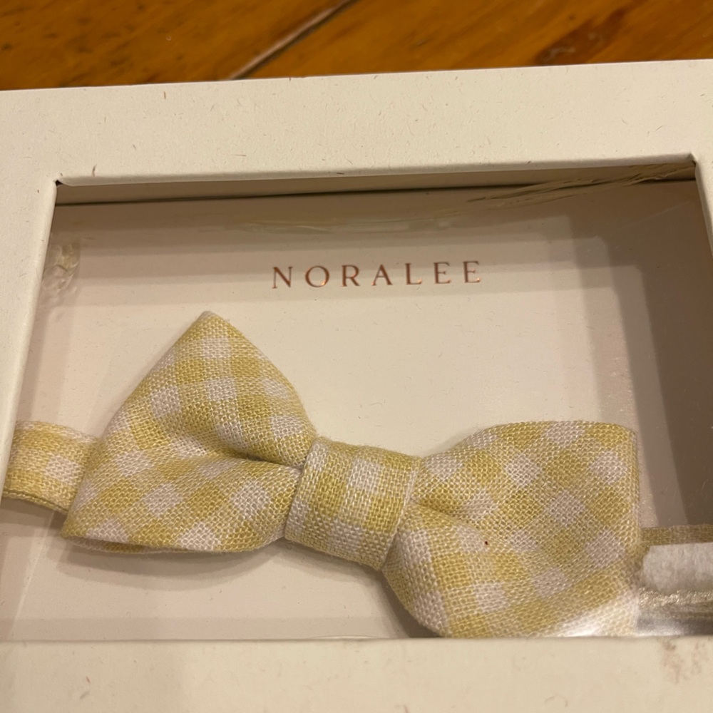 Noralee Boys Yellow Gingham Bow Tie - NWT - Picture 2 of 2